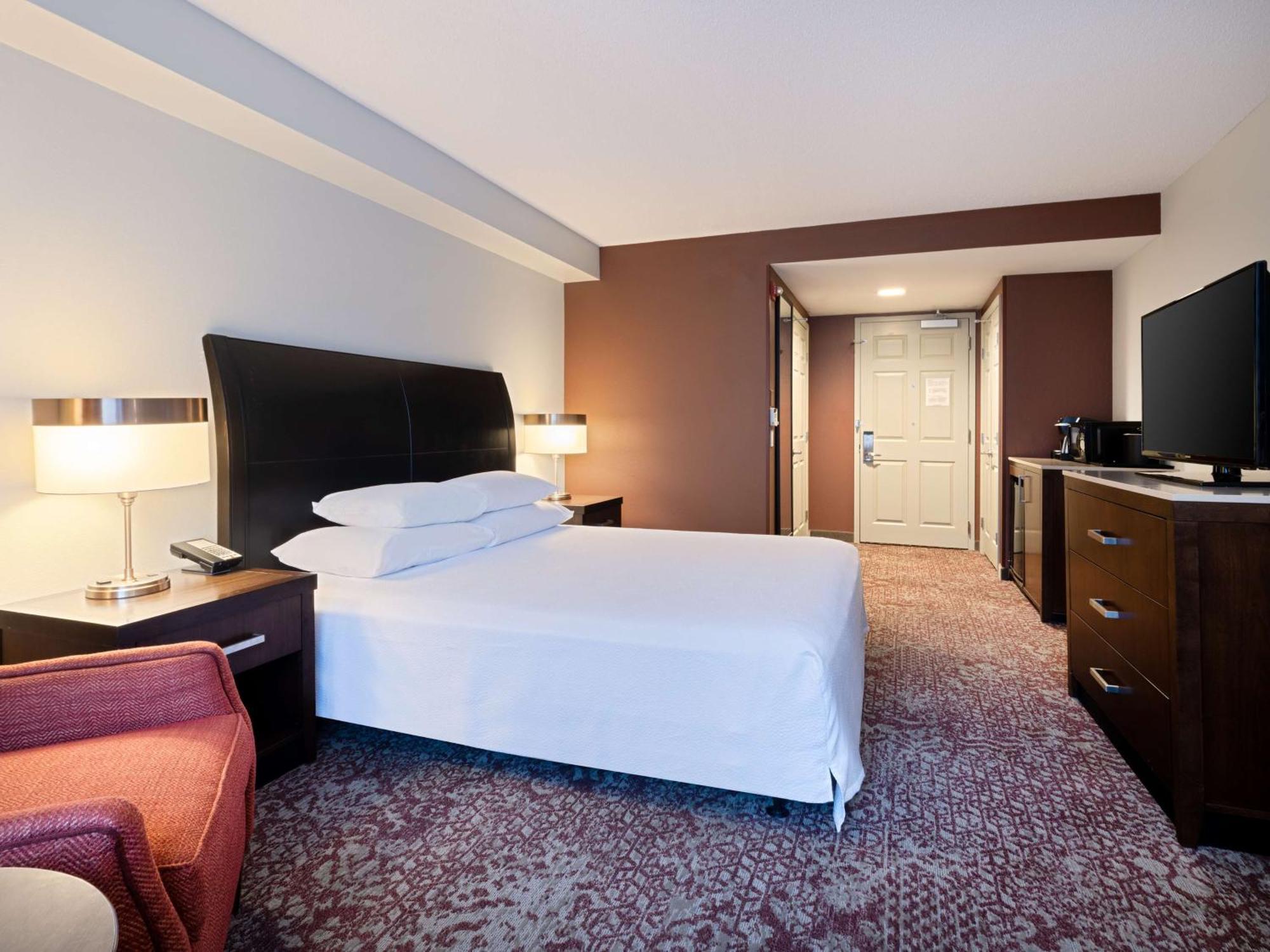 Hilton Garden Inn Chicago Downtown/Magnificent Mile Exterior photo