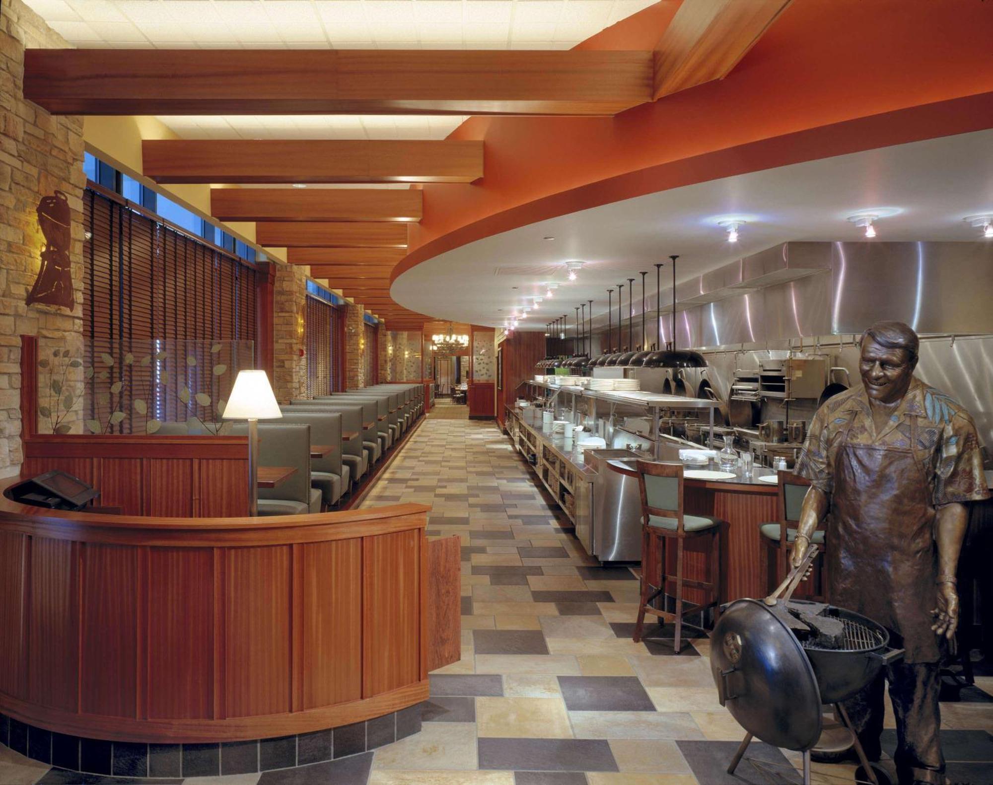 Hilton Garden Inn Chicago Downtown/Magnificent Mile Exterior photo